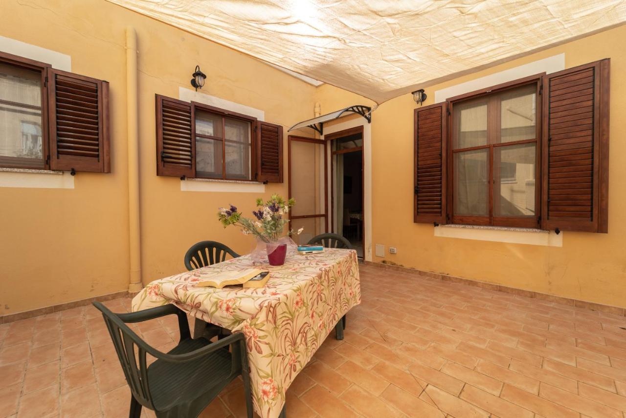 Miros Apartment Alghero Bagian luar foto