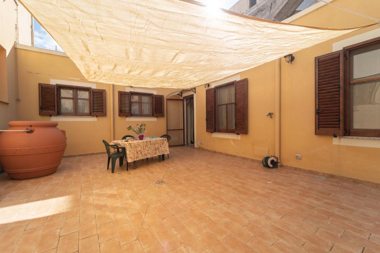 Miros Apartment Alghero Bagian luar foto